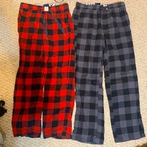 Two pairs of American eagle pajama pants like new
